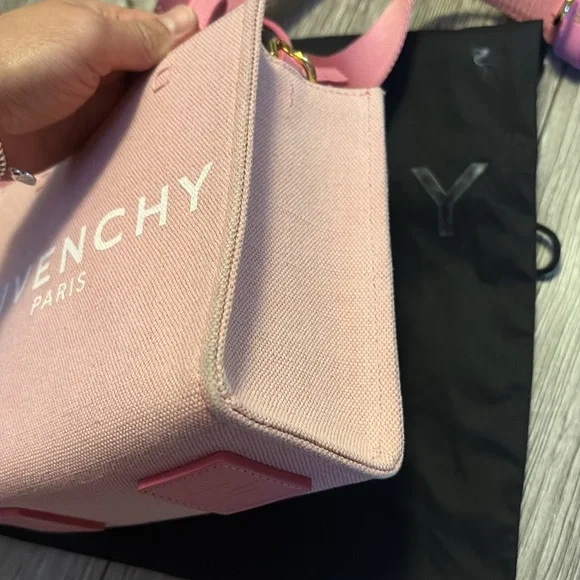 Givenchy Sling Authentic - Picture 4 of 15